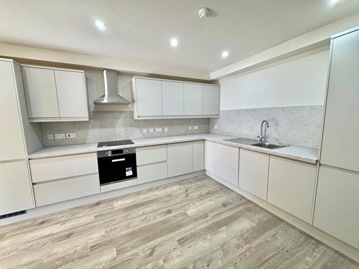 2 Bedroom Apartment To Rent In London Road, Headington, Oxford, Oxfordshire, OX3