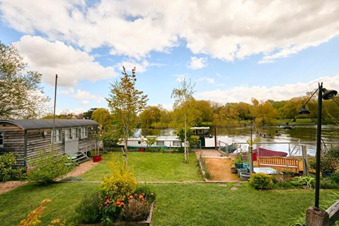 2 Bedroom Detached House For Sale In Laleham Reach, Chertsey, KT16