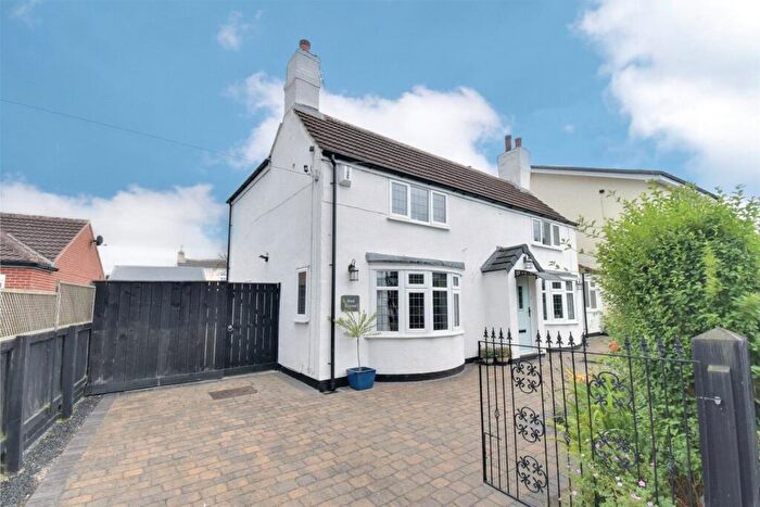 4 Bedroom Link Detached House For Sale In Baker Street, Appleton Wiske, Northallerton, North Yorkshire, DL6