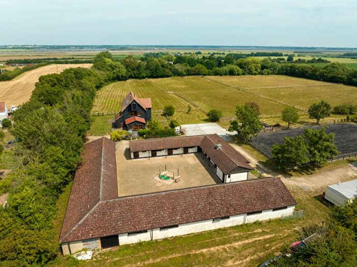 5 Bedroom Equestrian Facility For Sale In East Mersea Road, West Mersea, Colchester, Essex, CO5