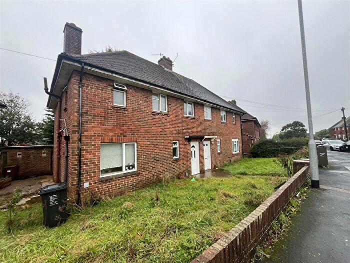 3 Bedroom House To Rent In Clarke Avenue, Hove, BN3