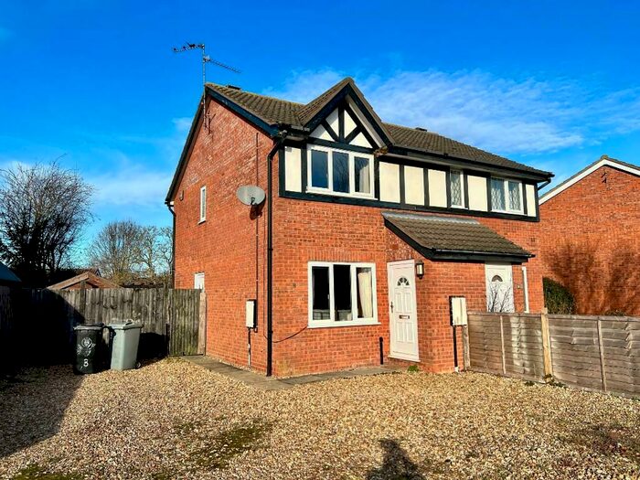 2 Bedroom Semi-Detached House To Rent In Bakers Way, Morton, PE10