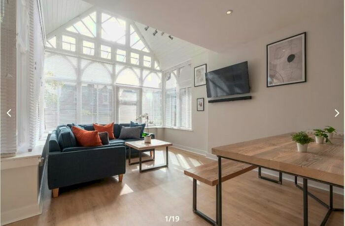 5 Bedroom Flat To Rent In Portland Road, Arboretum, NG7