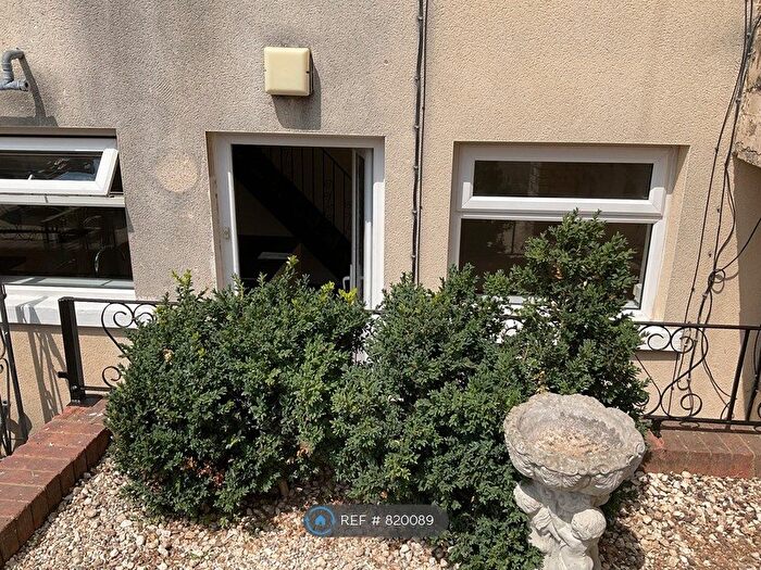 1 Bedroom Flat To Rent In Central Parade, Herne Bay, CT6