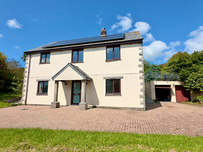 4 Bedroom Detached House For Sale In Blisland, PL30