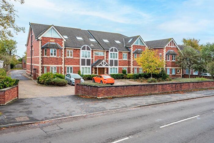 2 Bedroom Flat To Rent In The Gowery, Church Road, Formby, L37