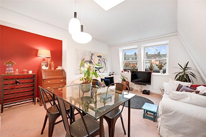 2 Bedroom Flat To Rent In West Warwick Place, Pimlico, London, SW1V