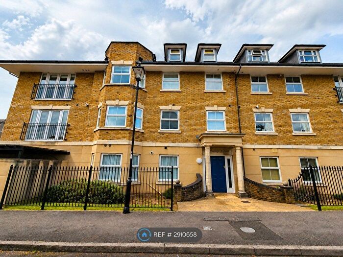 1 Bedroom Flat To Rent In Marshall Square, Southampton, SO15