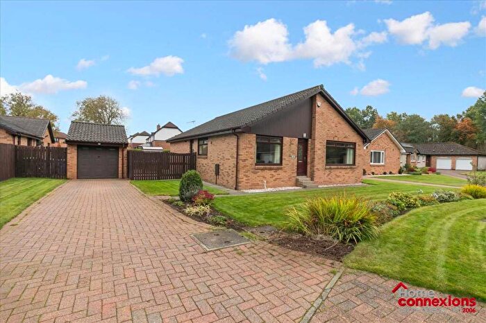 3 Bedroom Bungalow For Sale In Brooklime Gardens, Stewartfield, East Kilbride, G74