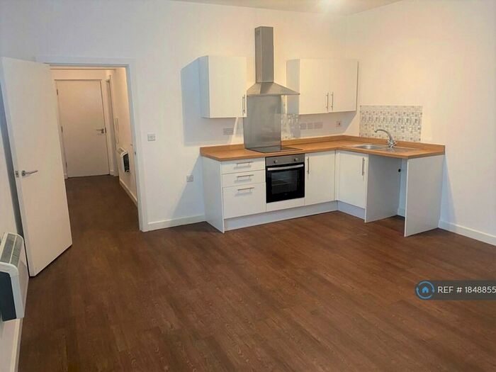 2 Bedroom Flat To Rent In New Central Building, Long Eaton, Nottingham, NG10