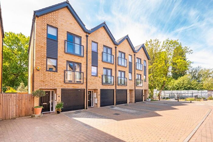 3 Bedroom Terraced House For Sale In Peony Drive, Mitcham Junction, Mitcham, CR4