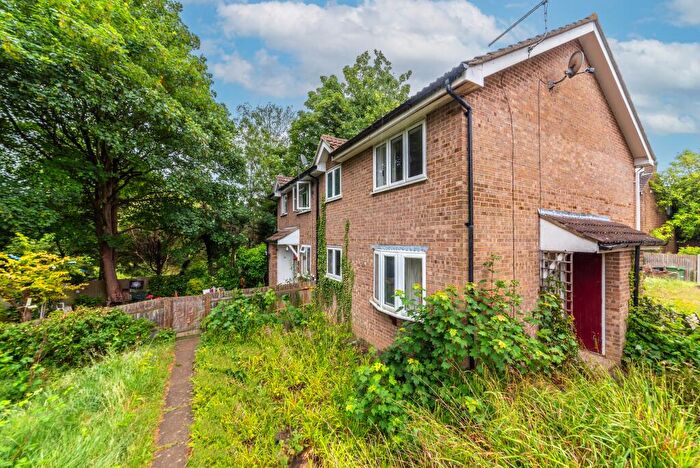 1 Bedroom End Of Terrace House For Sale In Sheridan Close, Maidstone, Kent, ME14