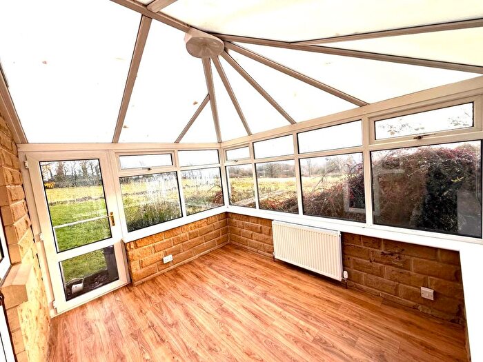 1 Bedroom Bungalow To Rent In Penistone Road, Grenoside, S35