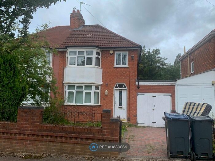 3 Bedroom Semi-Detached House To Rent In Silverdale Road, Birmingham, B24