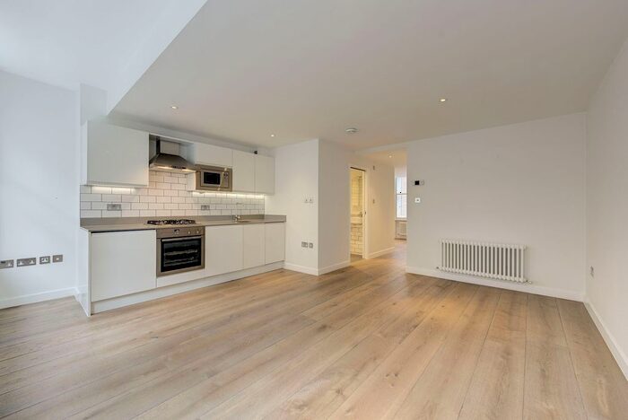 1 Bedroom Flat To Rent In Litchfield Street, London, WC2H
