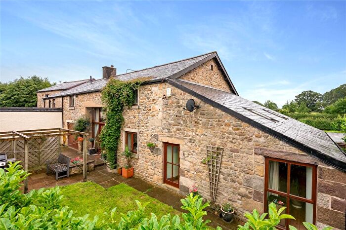 4 Bedroom Barn Conversion For Sale In Garstang Road, Claughton-on-Brock, Preston, Lancashire, PR3