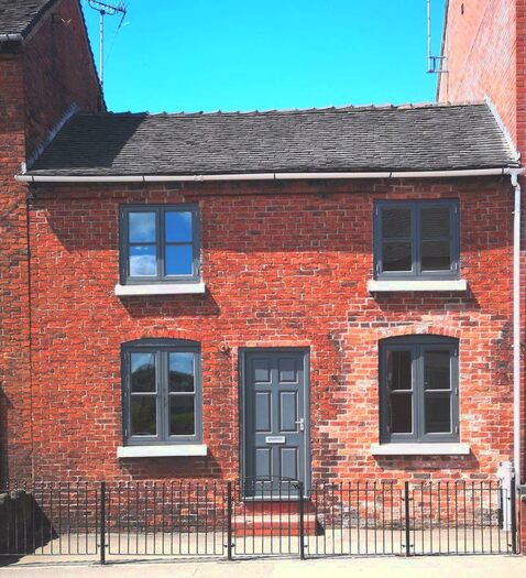 3 Bedroom Terraced House To Rent In Tape Street, Stoke-On-Trent, ST10