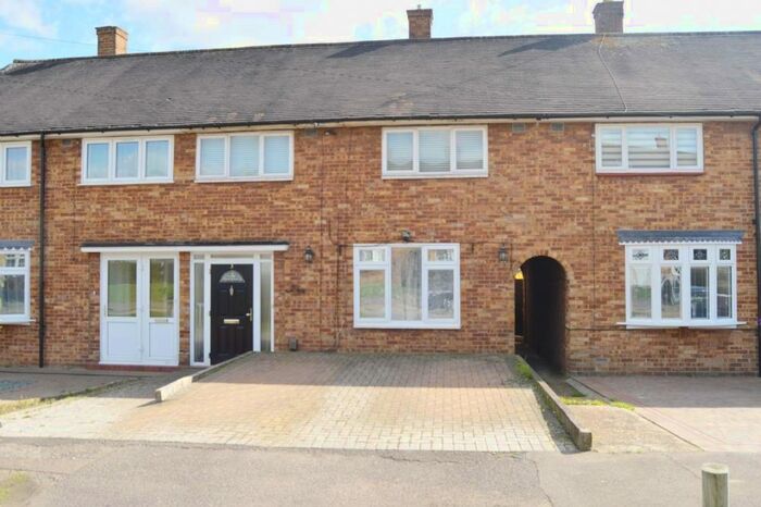 3 Bedroom Terraced House To Rent In Penzance Gardens, Harold Hill, RM3