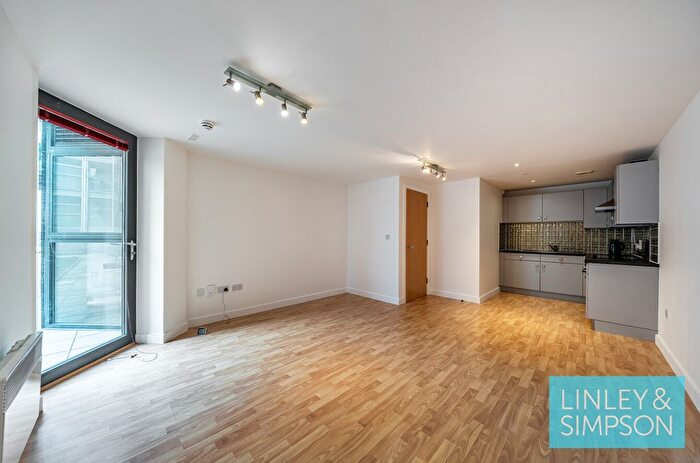 1 Bedroom Flat For Sale In Lovell House, Skinner Lane, Leeds, LS7