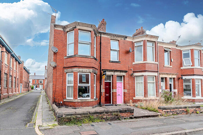 2 Bedroom House For Sale In Trewhitt Road, Heaton, Newcastle Upon Tyne, NE6
