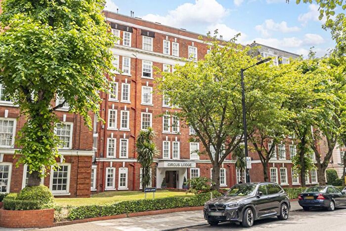 2 Bedroom Apartment For Sale In Circus Road, St John's Wood, London, NW8