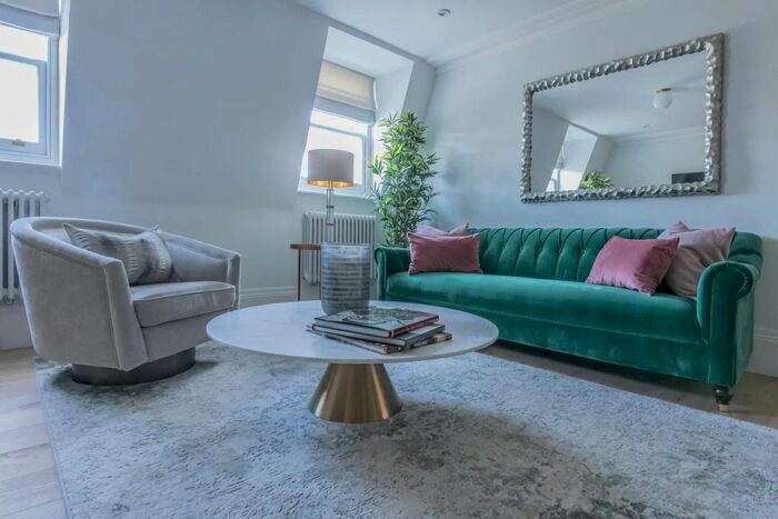 2 Bedroom Flat To Rent In Cromwell Road, London, SW7