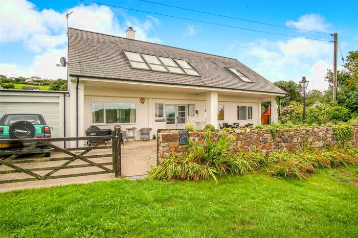 4 Bedroom Detached House For Sale In Bwlchtocyn, Nr Abersoch, Gwynedd, LL53