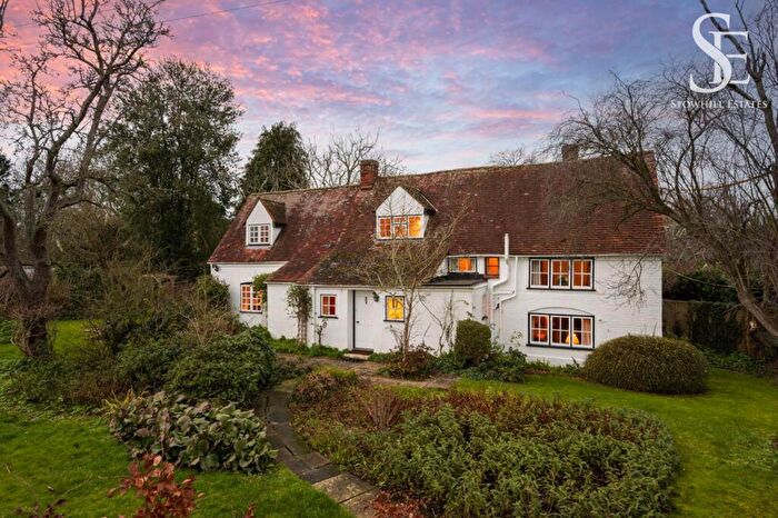 4 Bedroom Detached House For Sale In Wallingford Road, North Moreton, OX11