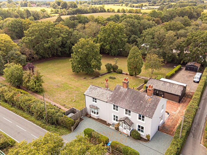5 Bedroom Detached House For Sale In Tandridge Lane, Tandridge, RH8