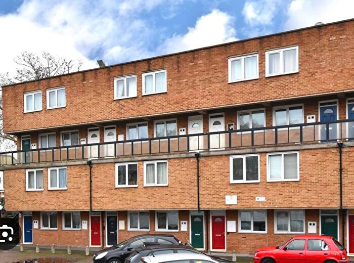 2 Bedroom Flat For Sale In Church Rise, London, SE23