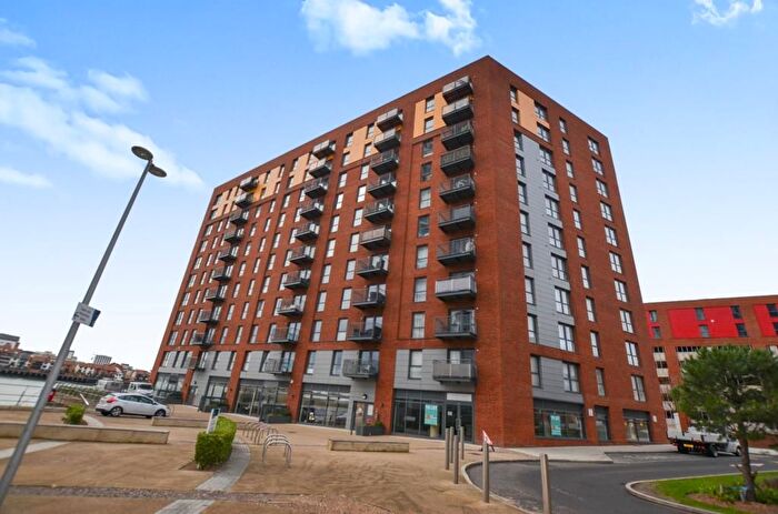 2 Bedroom Flat To Rent In Capstan Road, Southampton, SO19