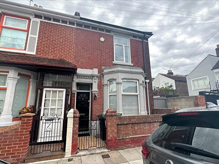 3 Bedroom End Of Terrace House To Rent In Chesterfield Road, Baffins, PO3