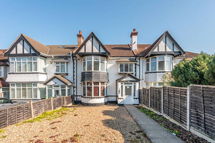 2 Bedroom Flat To Rent In Wembley Hill Road, Wembley Park, Wembley, HA9