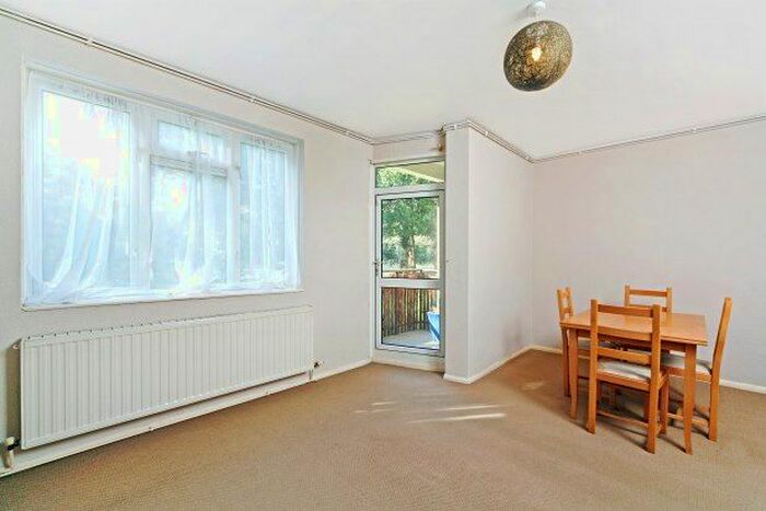 1 Bedroom Flat To Rent In Windlesham Grove, Wimbledon, SW19