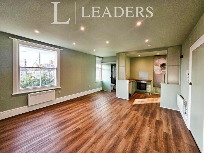 Studio To Rent In Tisbury Road, Hove, BN3