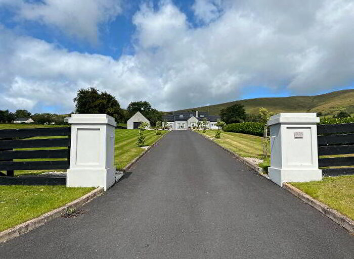 4 Bedroom Detached House With Garages For Sale In B Dirnan Road, Cookstown, BT80