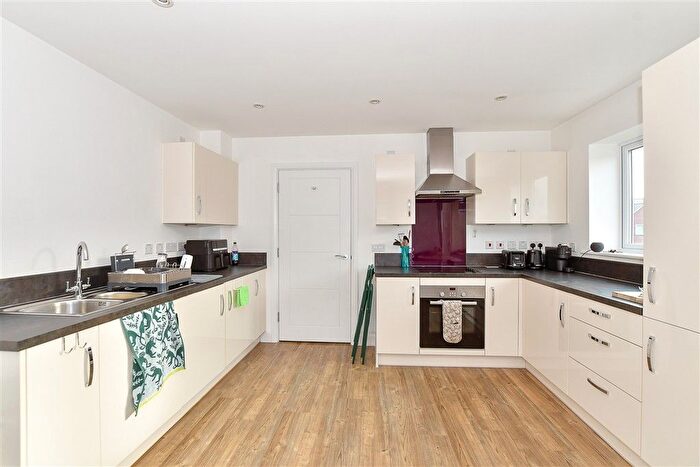 1 Bedroom Flat For Sale In The Avenue, Tunbridge Wells, Kent, TN2
