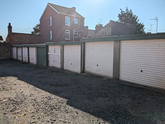 Garage / Parking To Rent In Vivian Road, Wellingborough, Northamptonshire, NN8