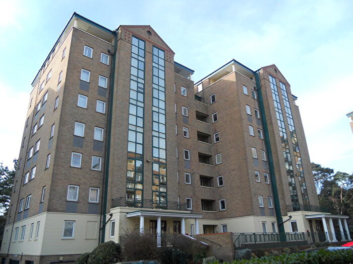 3 Bedroom Apartment To Rent In Keverstone Court, Manor Road, Bournemouth, BH1