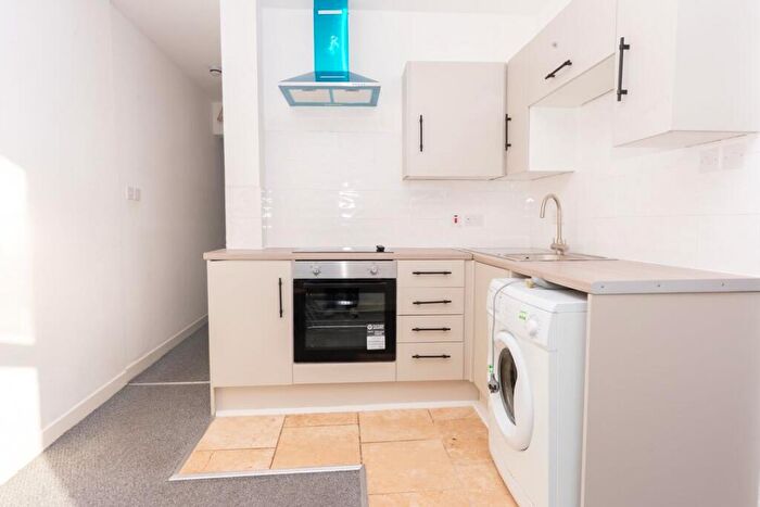 1 Bedroom Apartment To Rent In Smithdown Road, L15