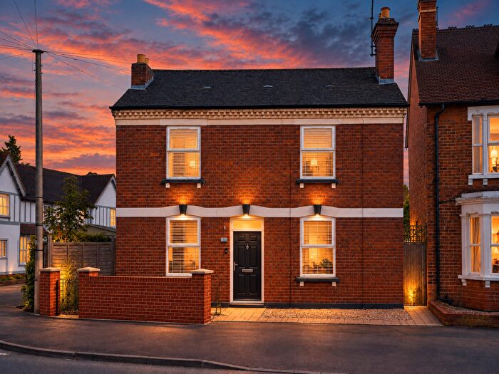 3 Bedroom Detached House For Sale In Tewkesbury Road, Longford, Gloucester, GL2