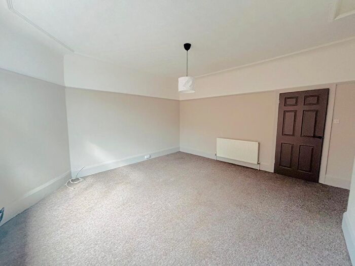 3 Bedroom Flat To Rent In Thirlstane Street, Liverpool, L17