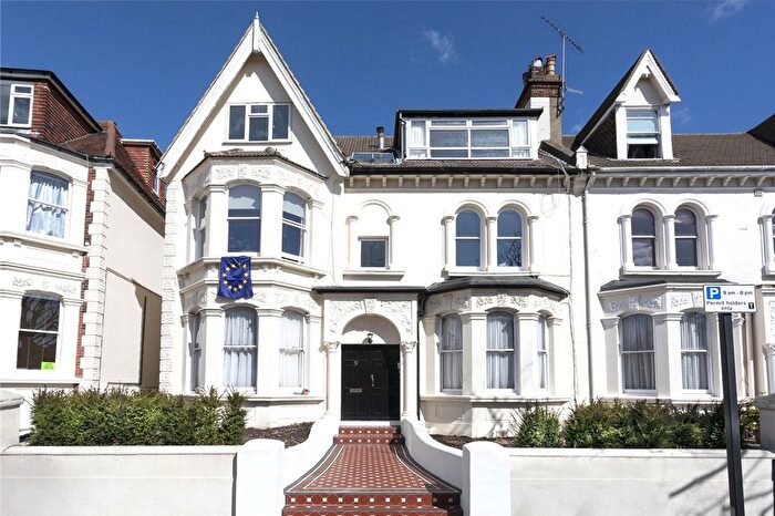 2 Bedroom Flat To Rent In Wilbury Avenue, Hove, BN3