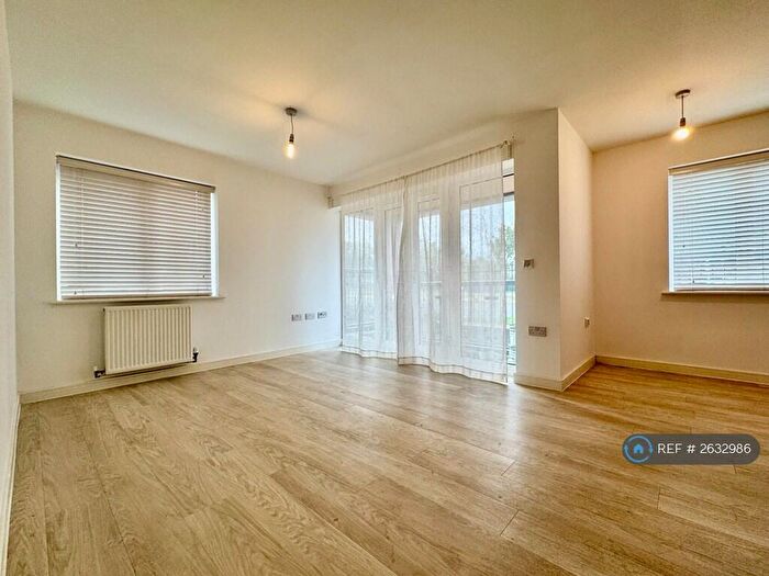 1 Bedroom Flat To Rent In Herdwick House, Whitehouse, Milton Keynes, MK8