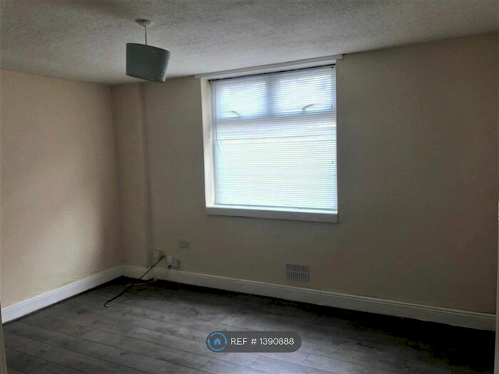 1 Bedroom Flat To Rent In Herbert Street, Burnley, BB11