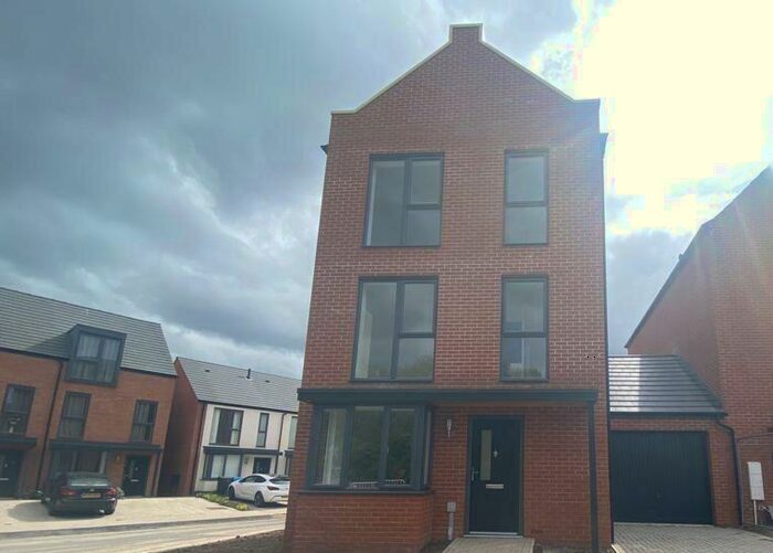 4 Bedroom House To Rent In Etteridge Drive, Derby, DE22