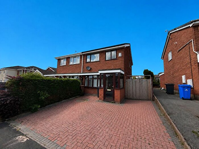 3 Bedroom Semi-detached House For Sale In Rustington Avenue, Stoke-On-Trent, ST3