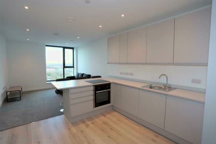 1 Bedroom Apartment To Rent In Apt, Old Trafford, NO1