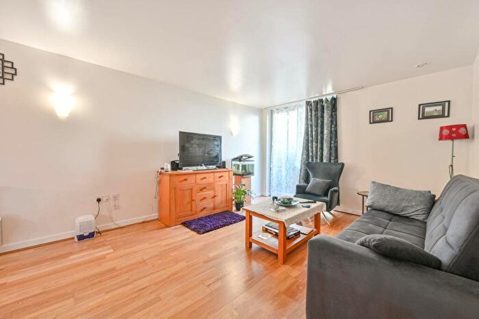2 Bedroom Flat For Sale In Empire Way, Wembley Park, Wembley, HA9