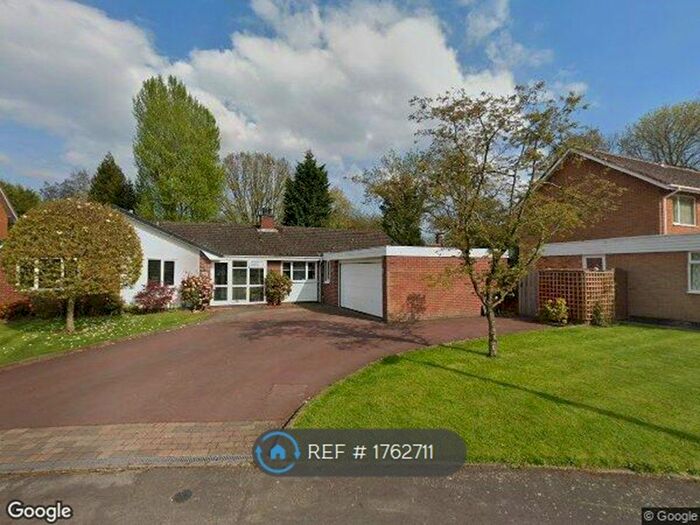 5 Bedroom Bungalow To Rent In White House Way, Solihull, B91